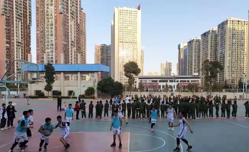  校园篮球推广活动如火如荼开展