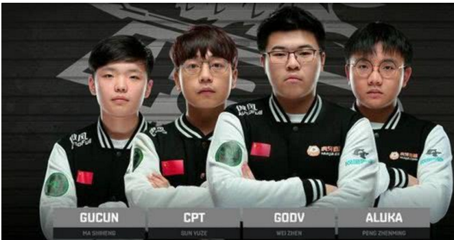  电竞天才少年横空出世，单场五杀震撼全场  